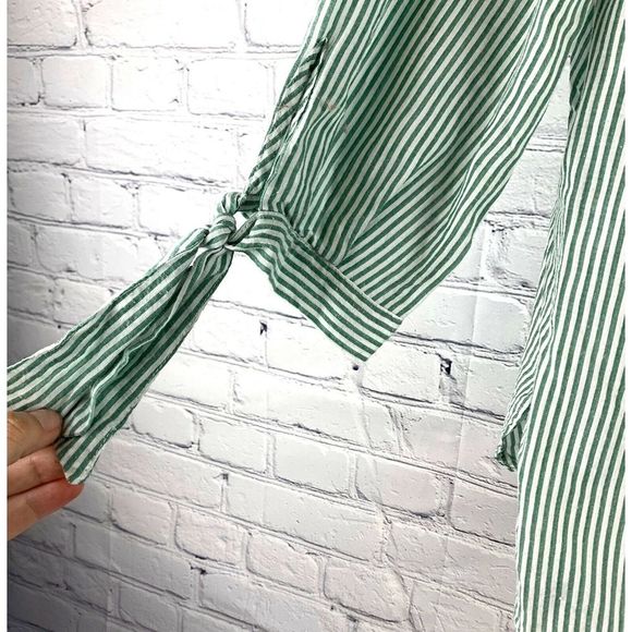 H&M L.O.G.G. Green Striped V-neck Tunic Top Size 4 - Picture 7 of 9